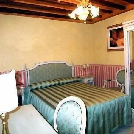 Alloggi Sardegna 2* Velence